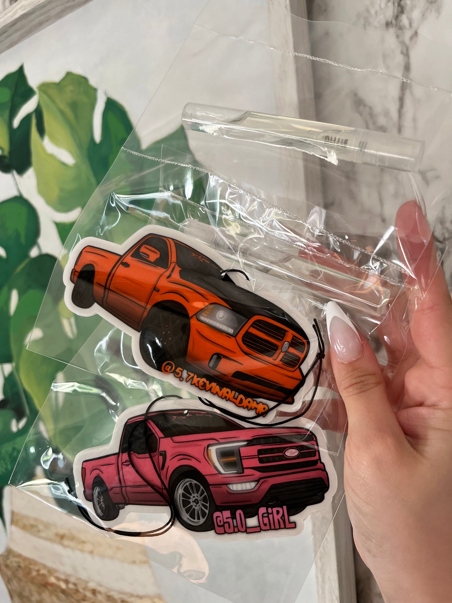 CAR/TRUCK AIR FRESHENER